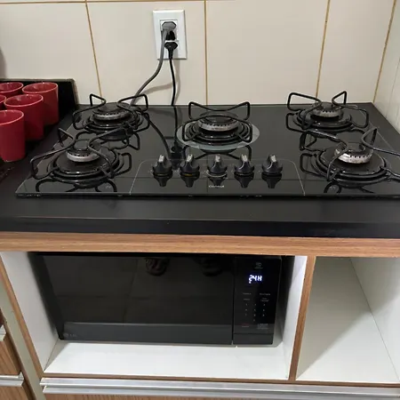 Apartamento para até 6 pessoas - Orla da Praia Grande-2